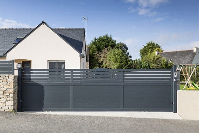 Portail en aluminium