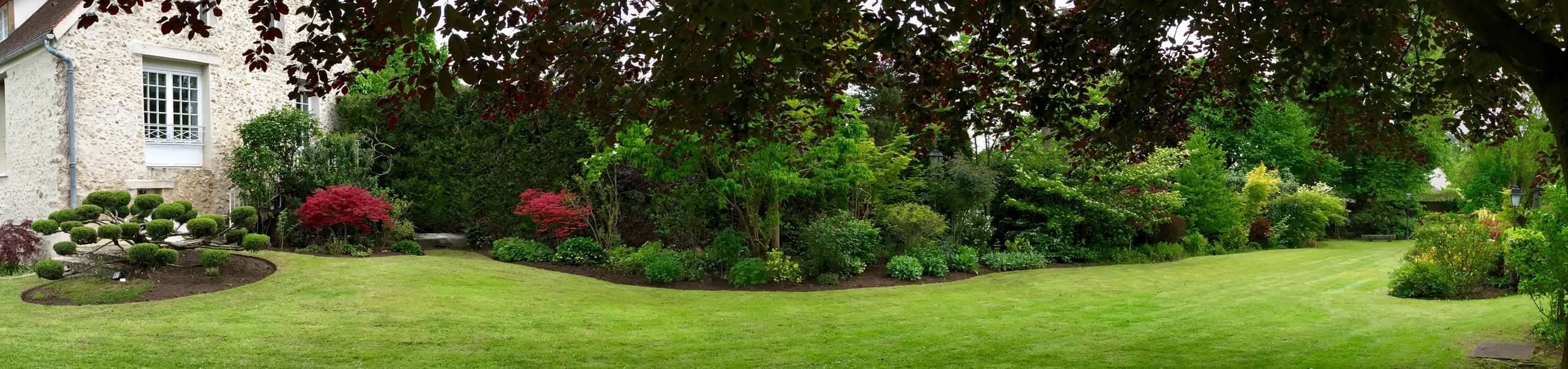 Paysagiste aux Essarts-le-Roi (78690) — Clôtures, pavage & jardins Entretien de jardin aux Essarts-le-Roi : tonte et taille de haies